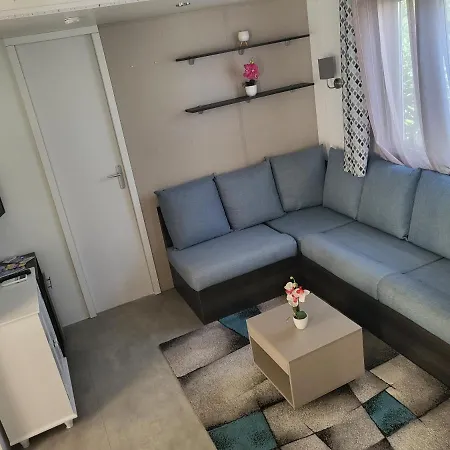 Campingplatz Mobil-home L'olivier Fréjus